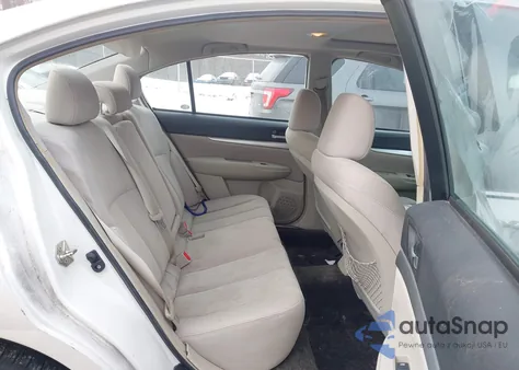 2014 Subaru Legacy 2.5I Premium z USA, uszkodzony, nr VIN 4S3BMBD69E3016727